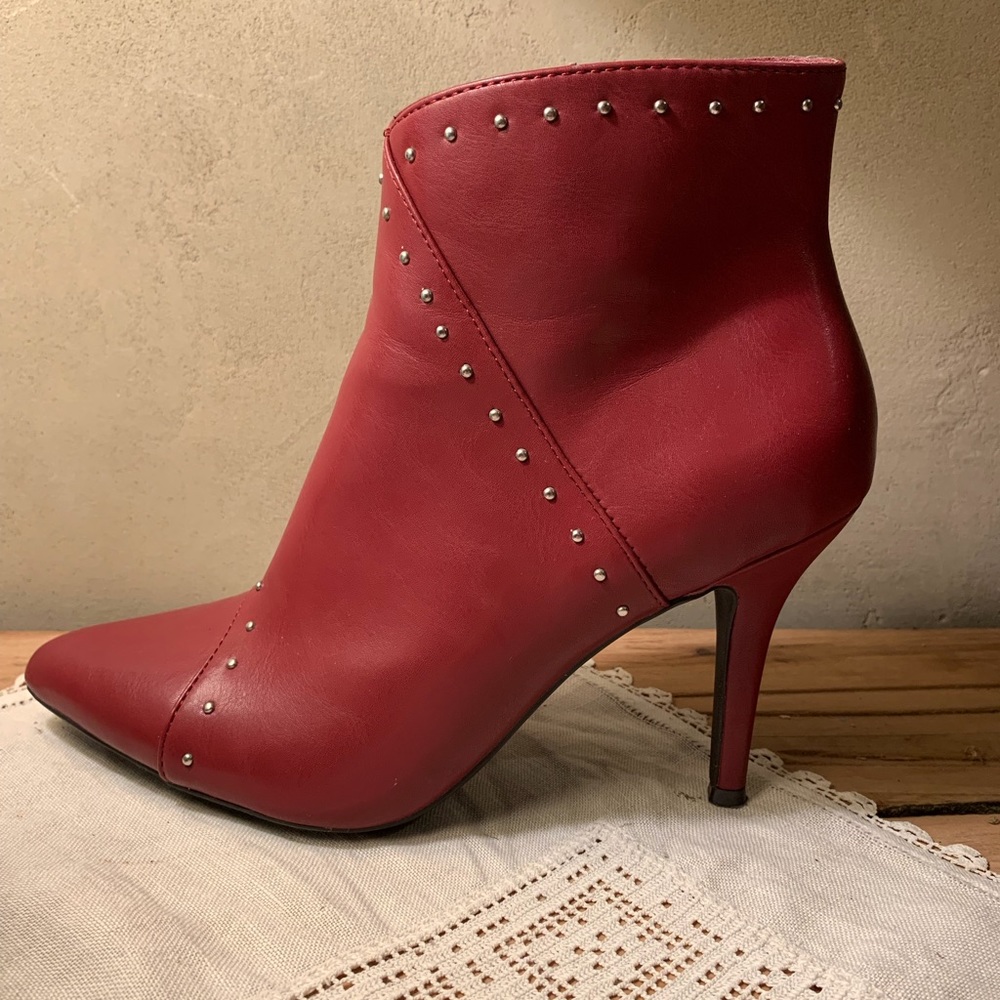 The Limited Women’s Heeled Boots- Wine Red Size 7.5